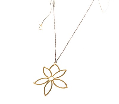 Flower Clusters #33914 | Necklaces by Miriam Sharlin