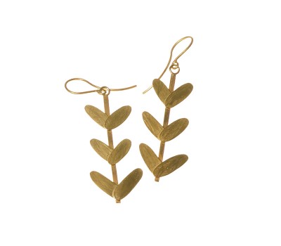 Leaves #34015 | Earrings by Miriam Sharlin